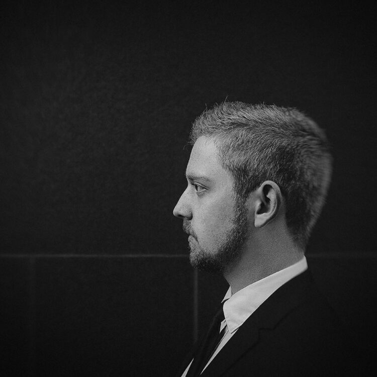 Next Gallery